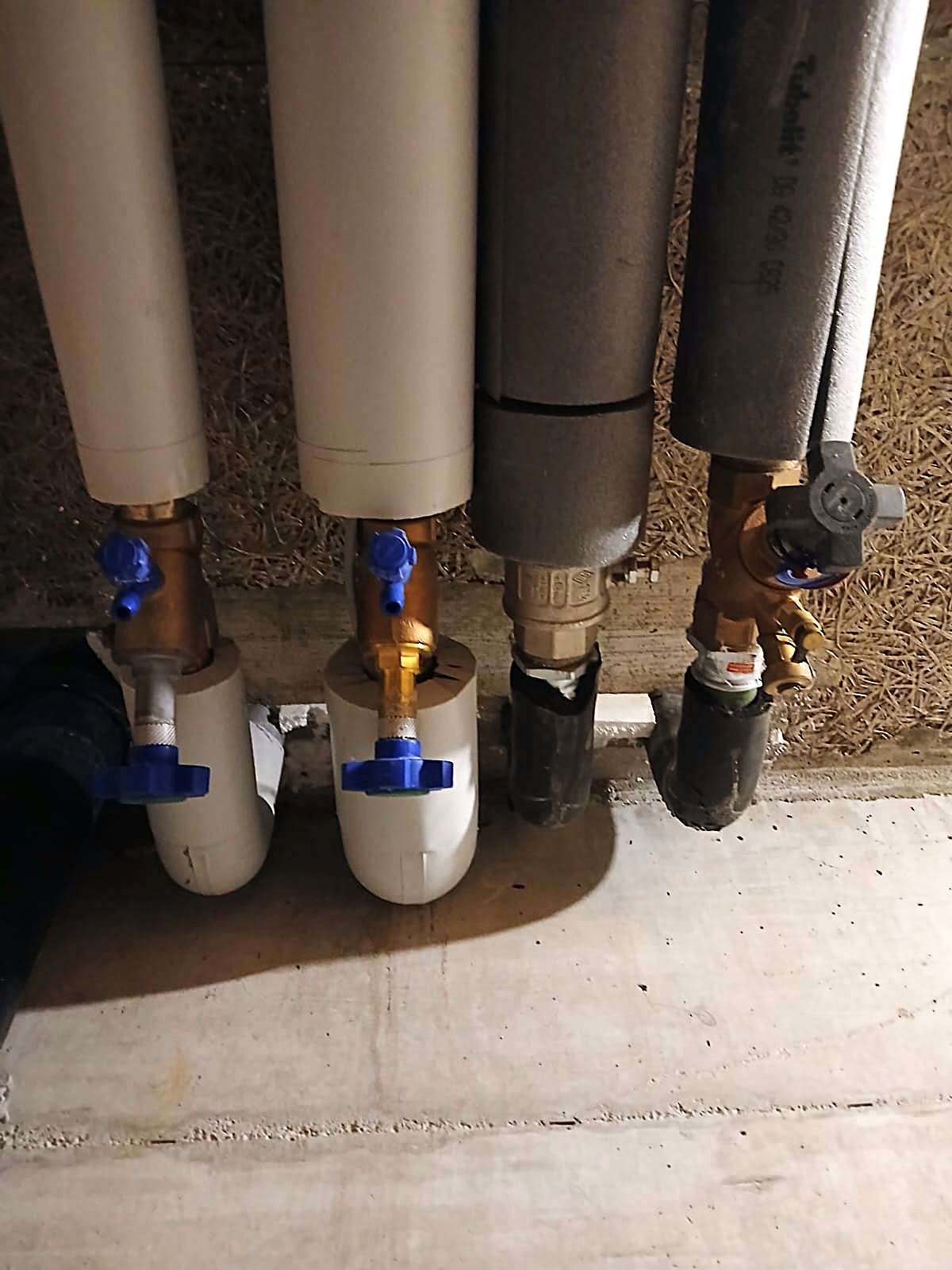 Canalização de água com protecção térmica